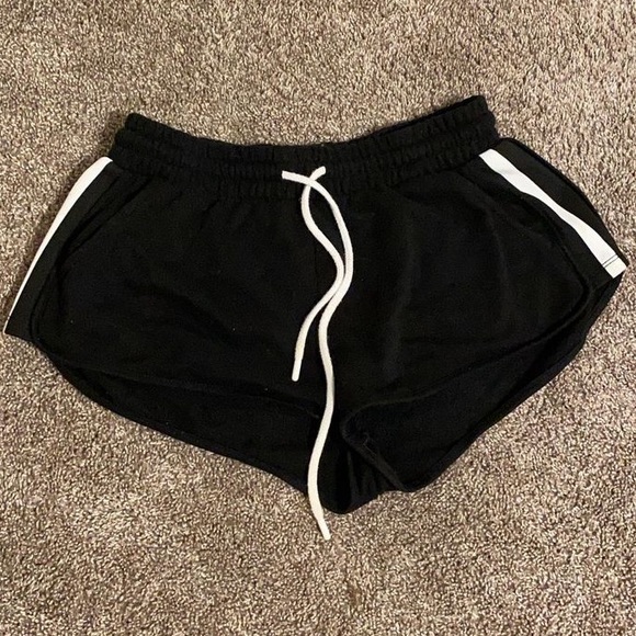 Garage Shorts - Picture 1 of 1